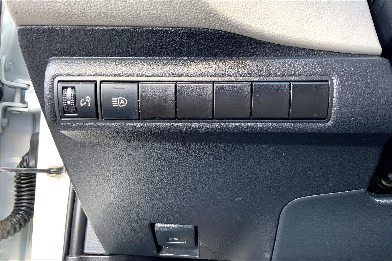 2021 Toyota Corolla photo 33 of 36