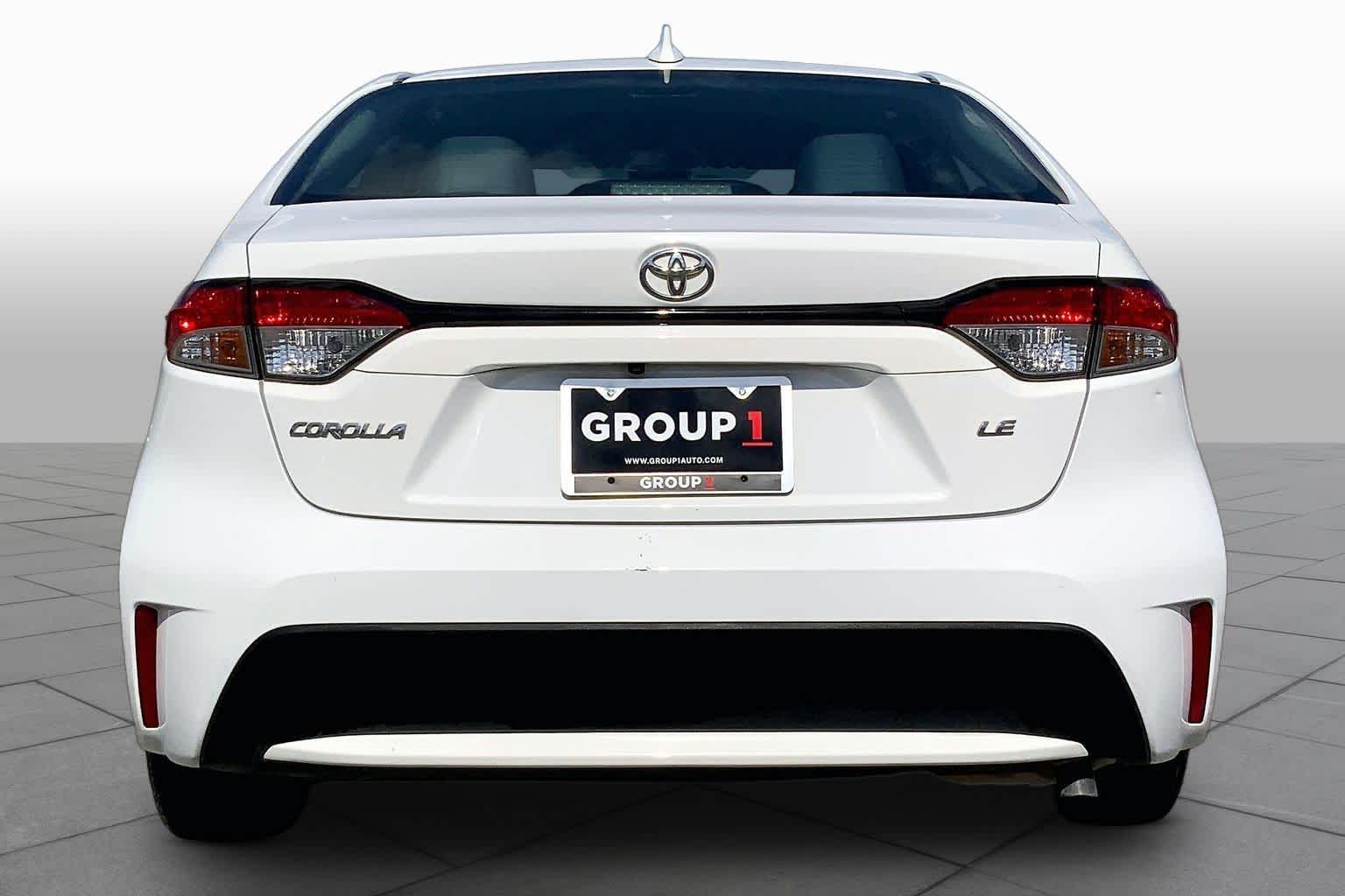 2021 Toyota Corolla photo 5 of 36
