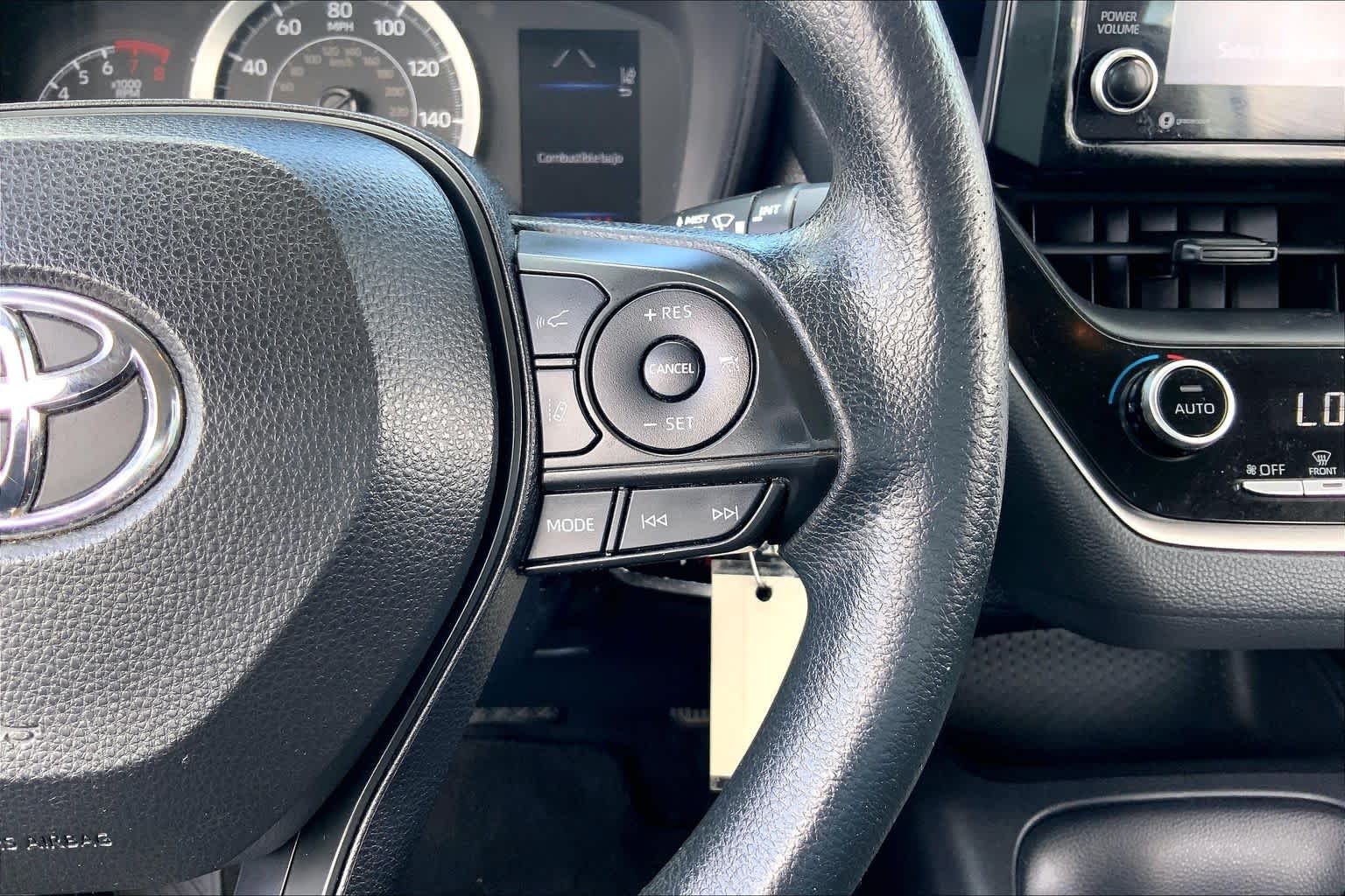 2022 Toyota Corolla LE Classic Silver Metallic at Westside Kia