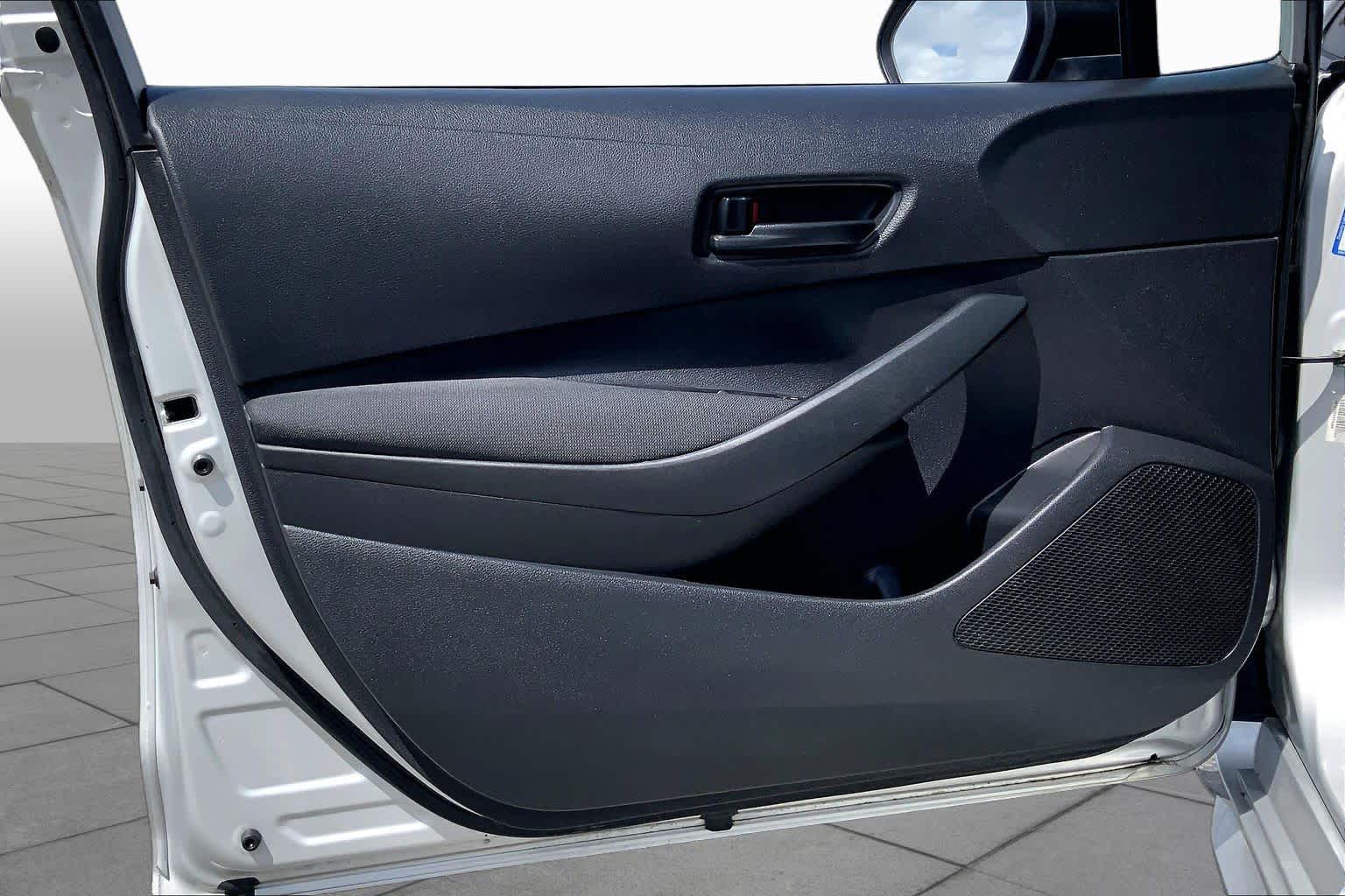 2022 Toyota Corolla LE Classic Silver Metallic at Westside Kia