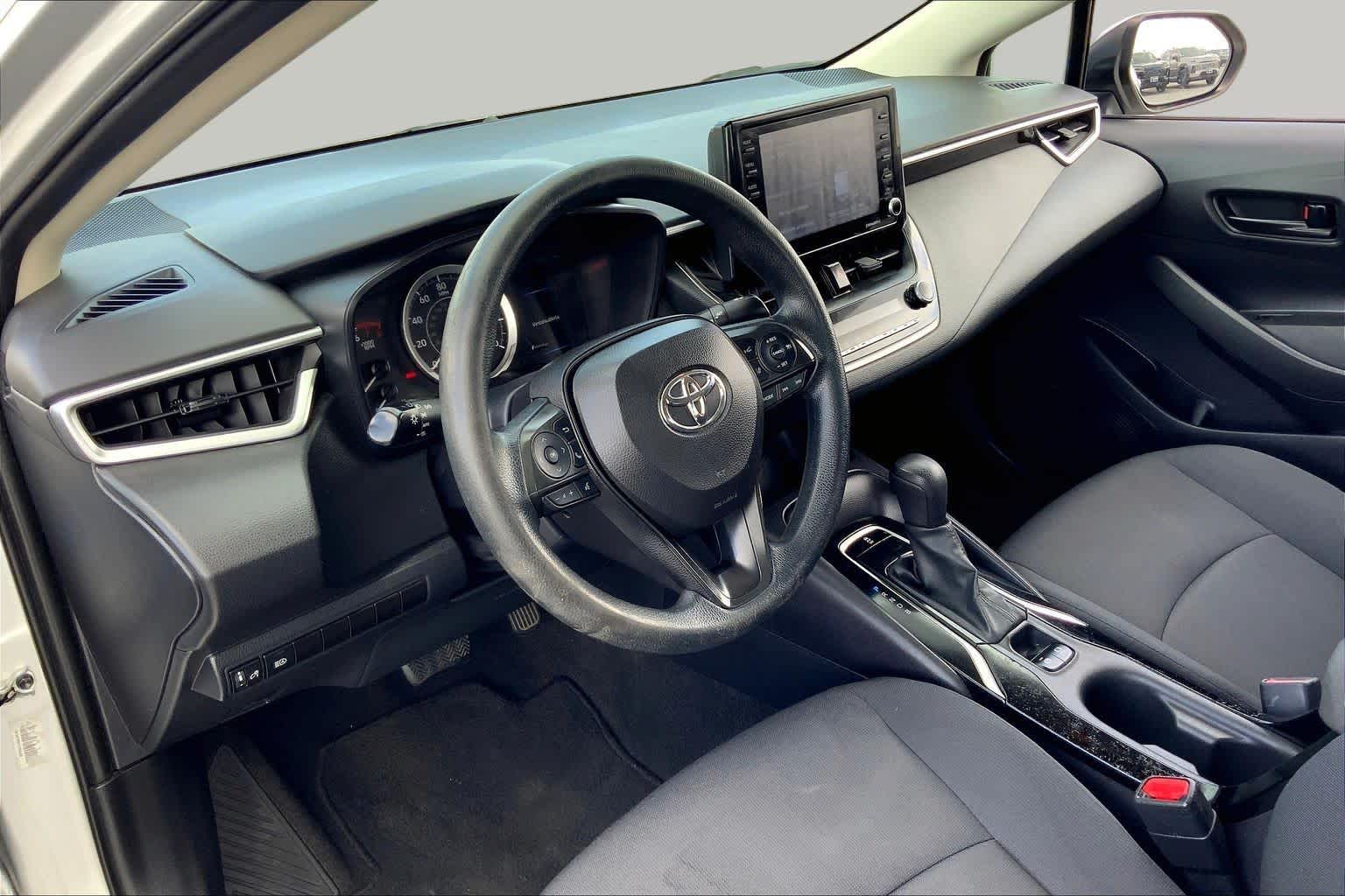 2022 Toyota Corolla LE Classic Silver Metallic at Westside Kia