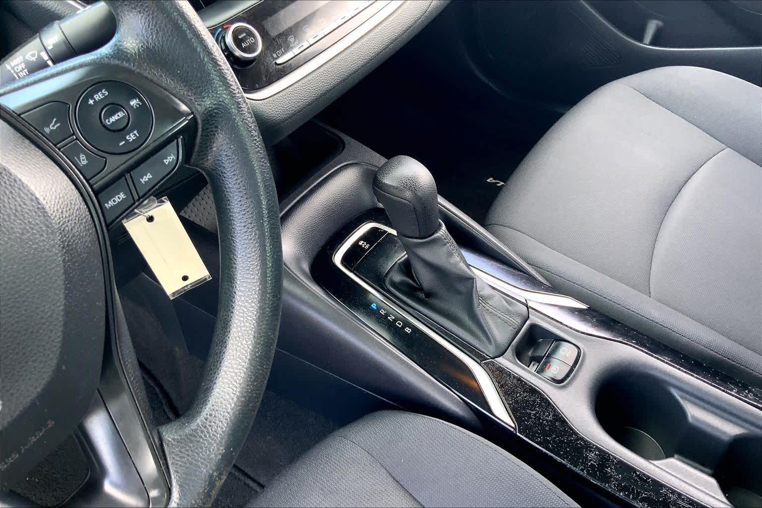 2022 Toyota Corolla LE Classic Silver Metallic at Westside Kia