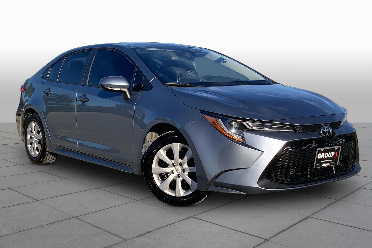2020 Toyota Corolla photo 3 of 36
