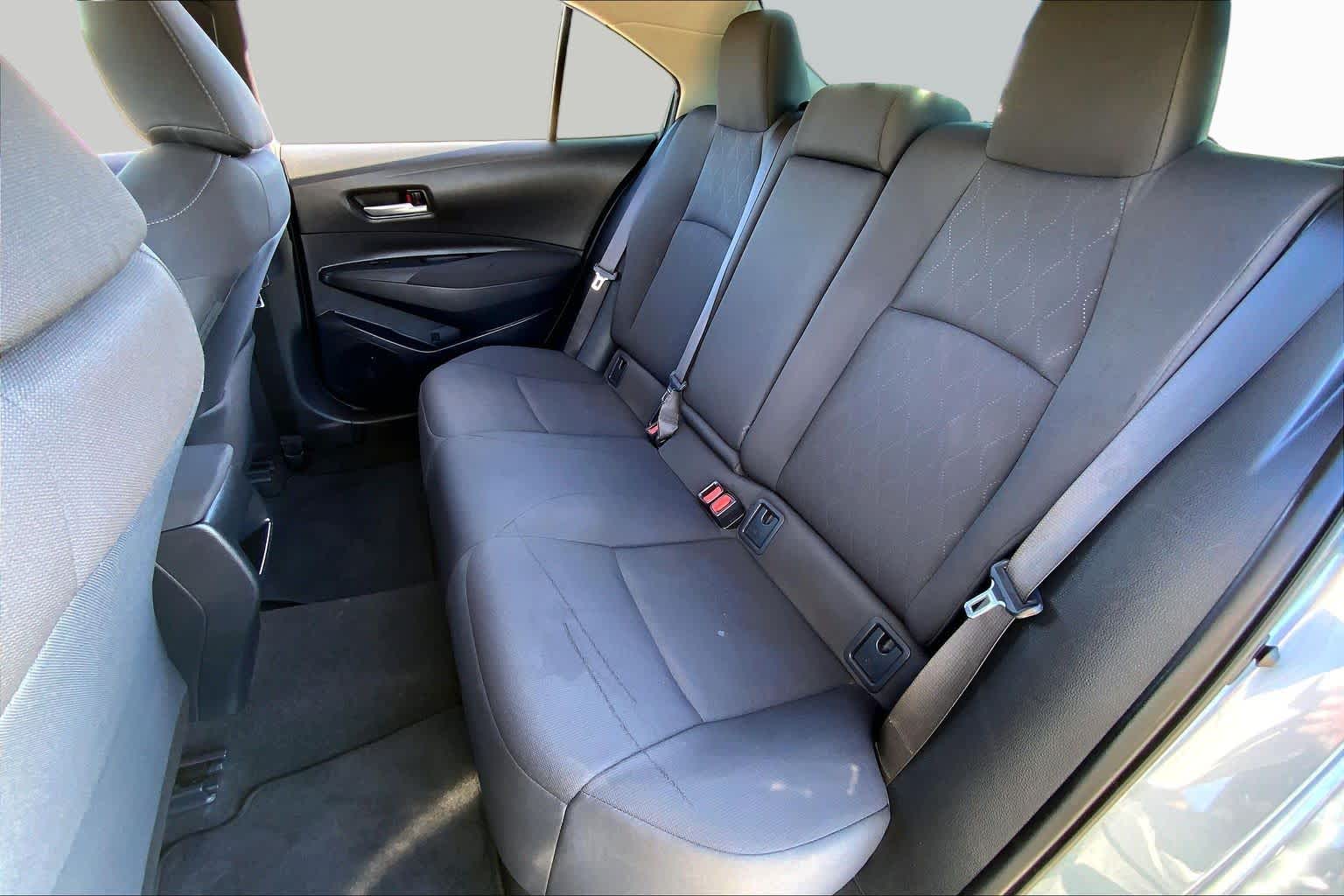 2020 Toyota Corolla photo 20 of 36