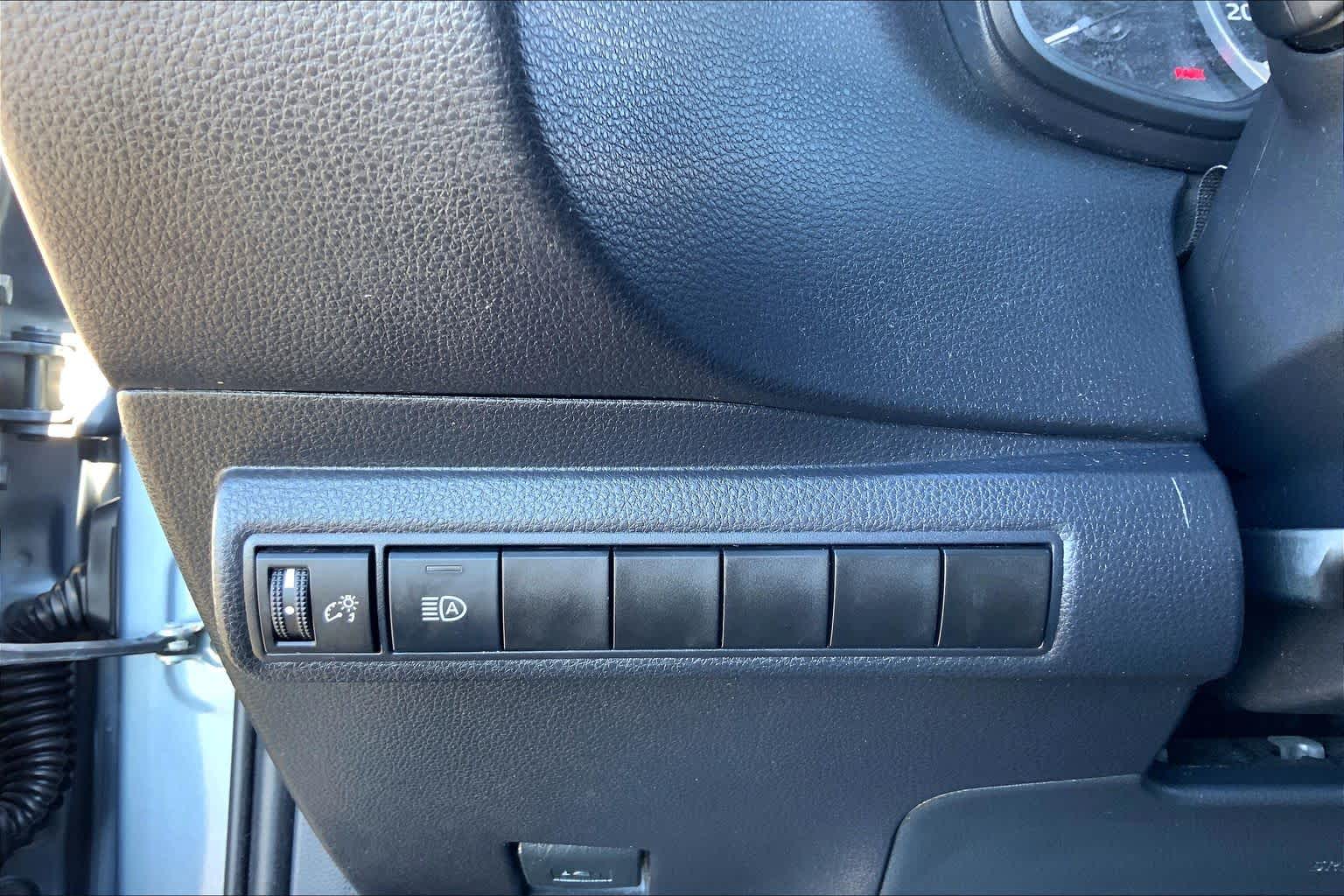 2020 Toyota Corolla photo 33 of 36