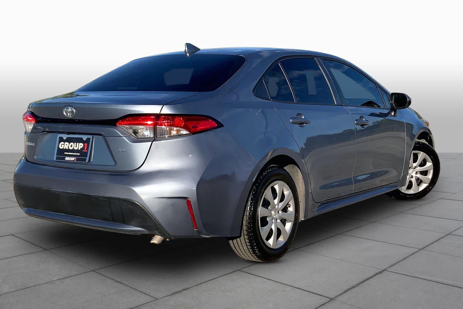 2020 Toyota Corolla photo 13 of 36