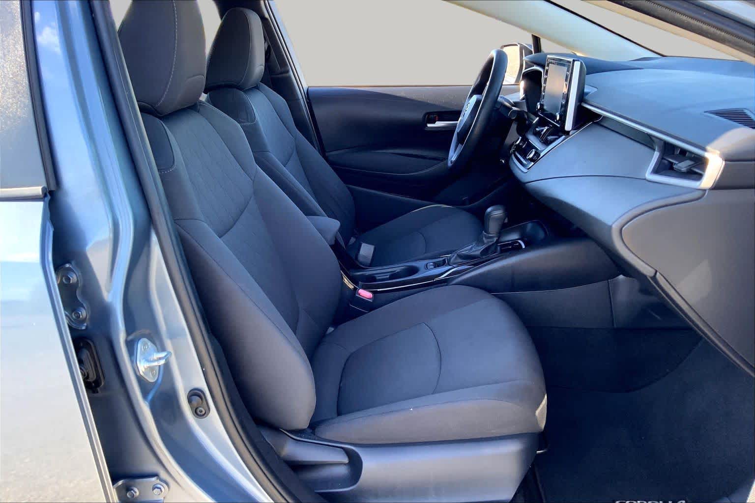 2020 Toyota Corolla photo 9 of 36