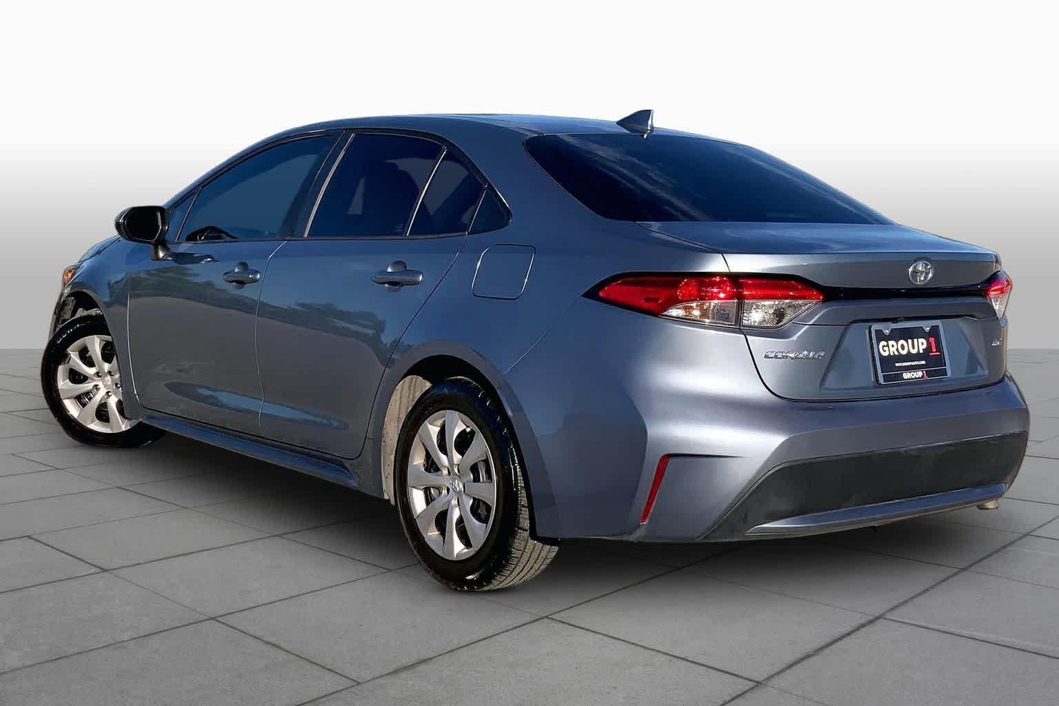 2020 Toyota Corolla photo 12 of 36