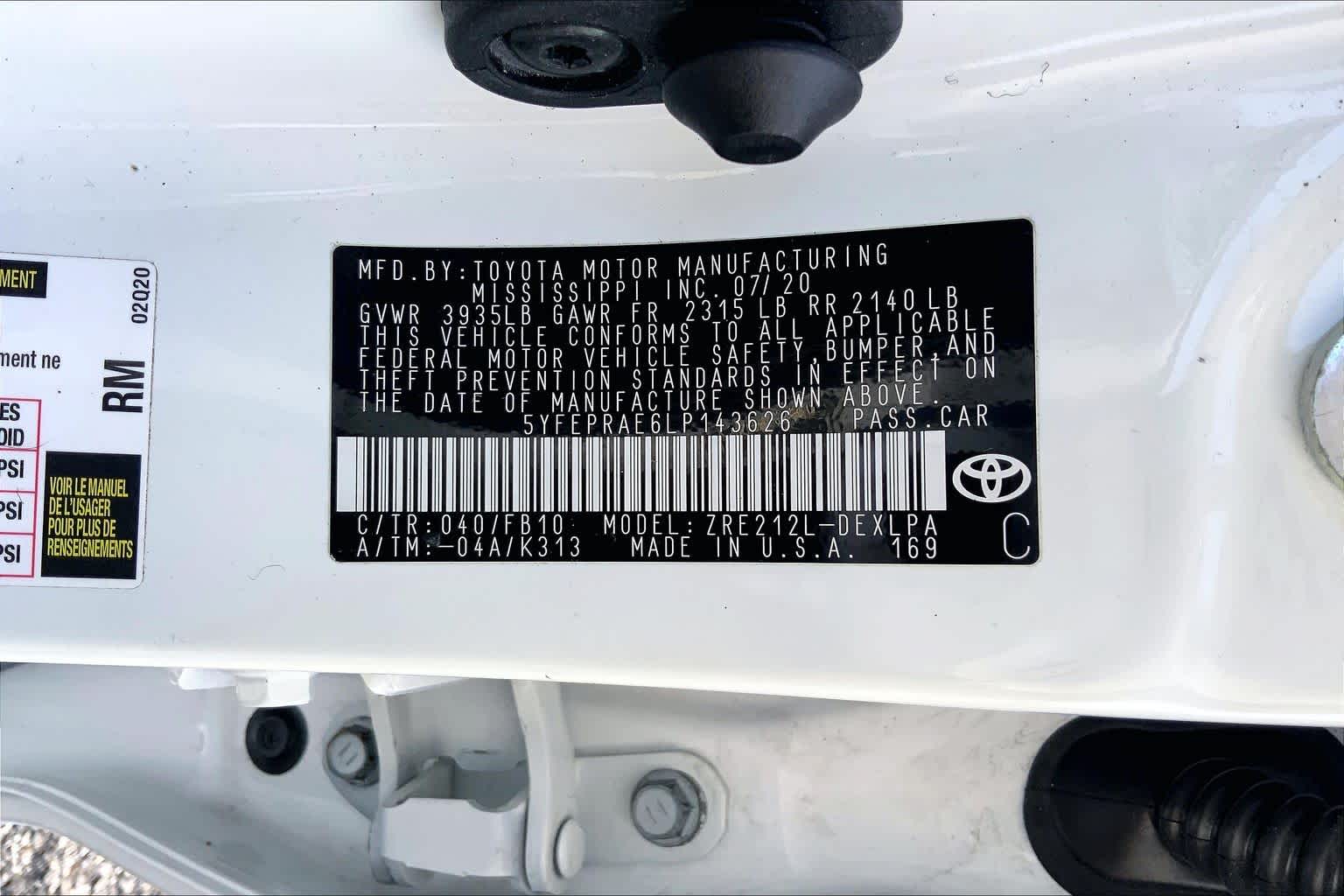 2020 Toyota Corolla LE Super White at AutoNation USA Houston