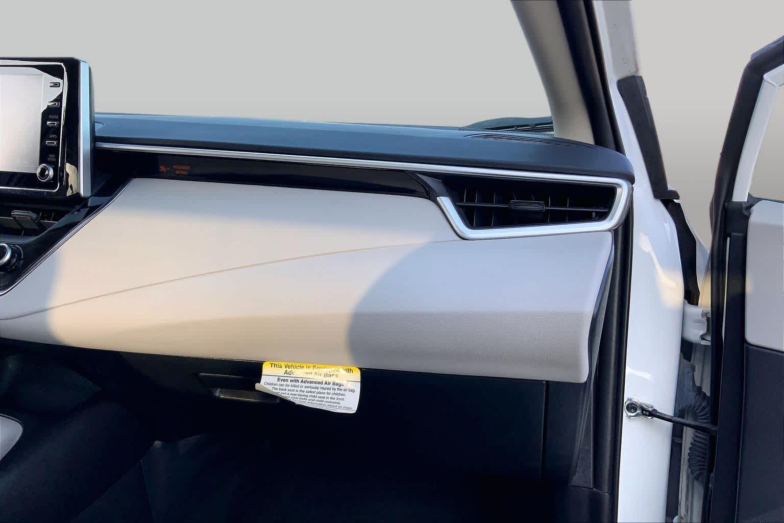 2020 Toyota Corolla LE Super White at Mercedes-Benz of Houston North