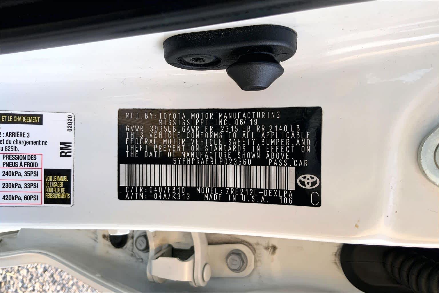 2020 Toyota Corolla LE Super White at Mercedes-Benz of Houston North