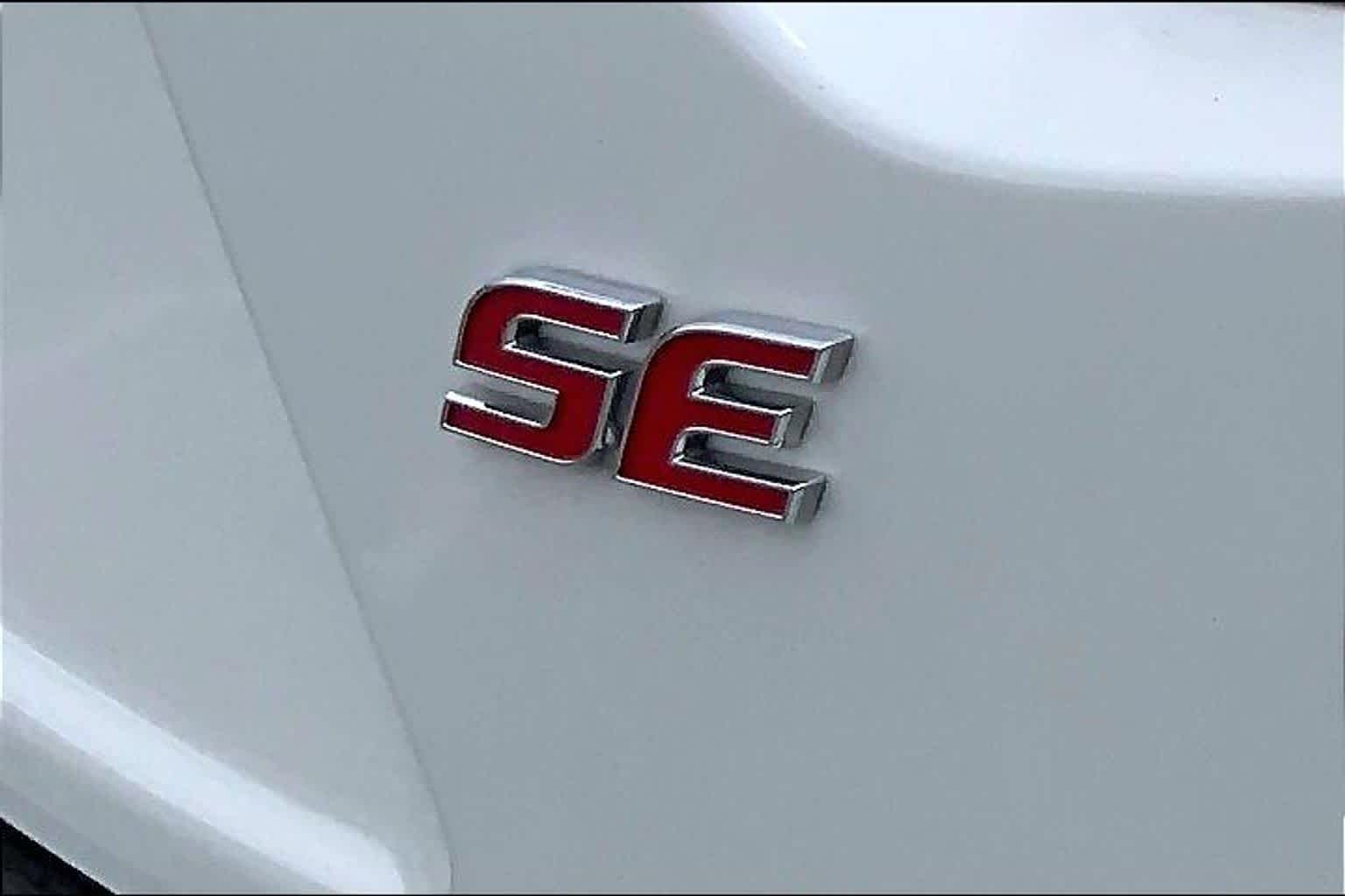 2025 Toyota Corolla SE Wind Chill Pearl at Group 1 Toyota Southwest