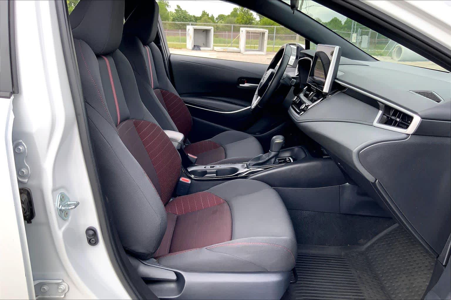 2025 Toyota Corolla SE Wind Chill Pearl at Group 1 Toyota Southwest