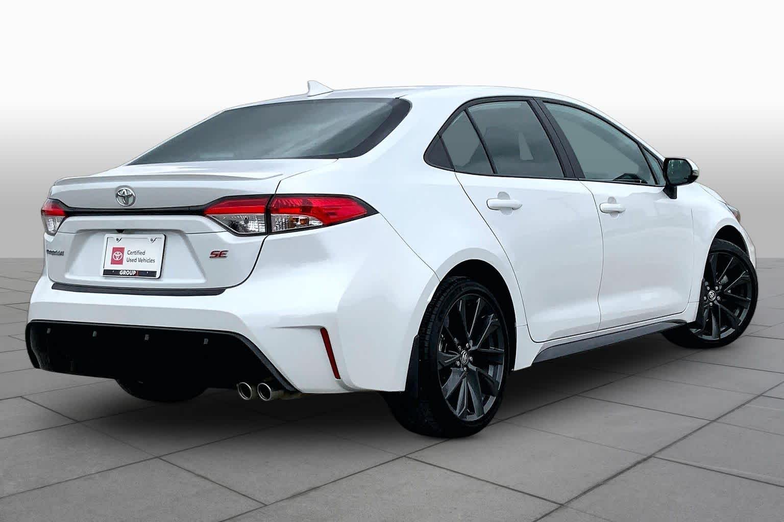 2025 Toyota Corolla SE Wind Chill Pearl at Group 1 Toyota Southwest