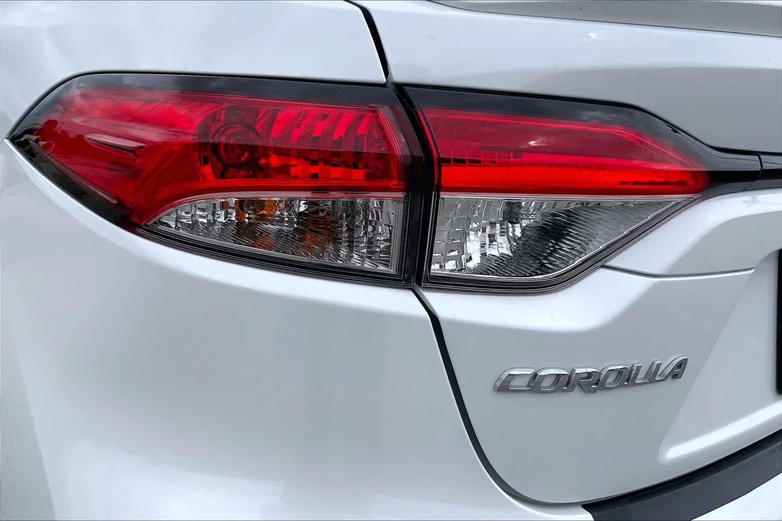 2025 Toyota Corolla SE Wind Chill Pearl at Group 1 Toyota Southwest