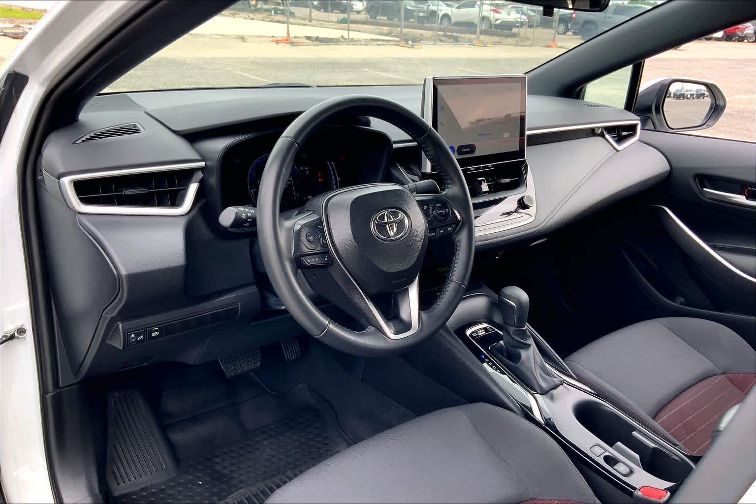 2025 Toyota Corolla SE Wind Chill Pearl at Group 1 Toyota Southwest