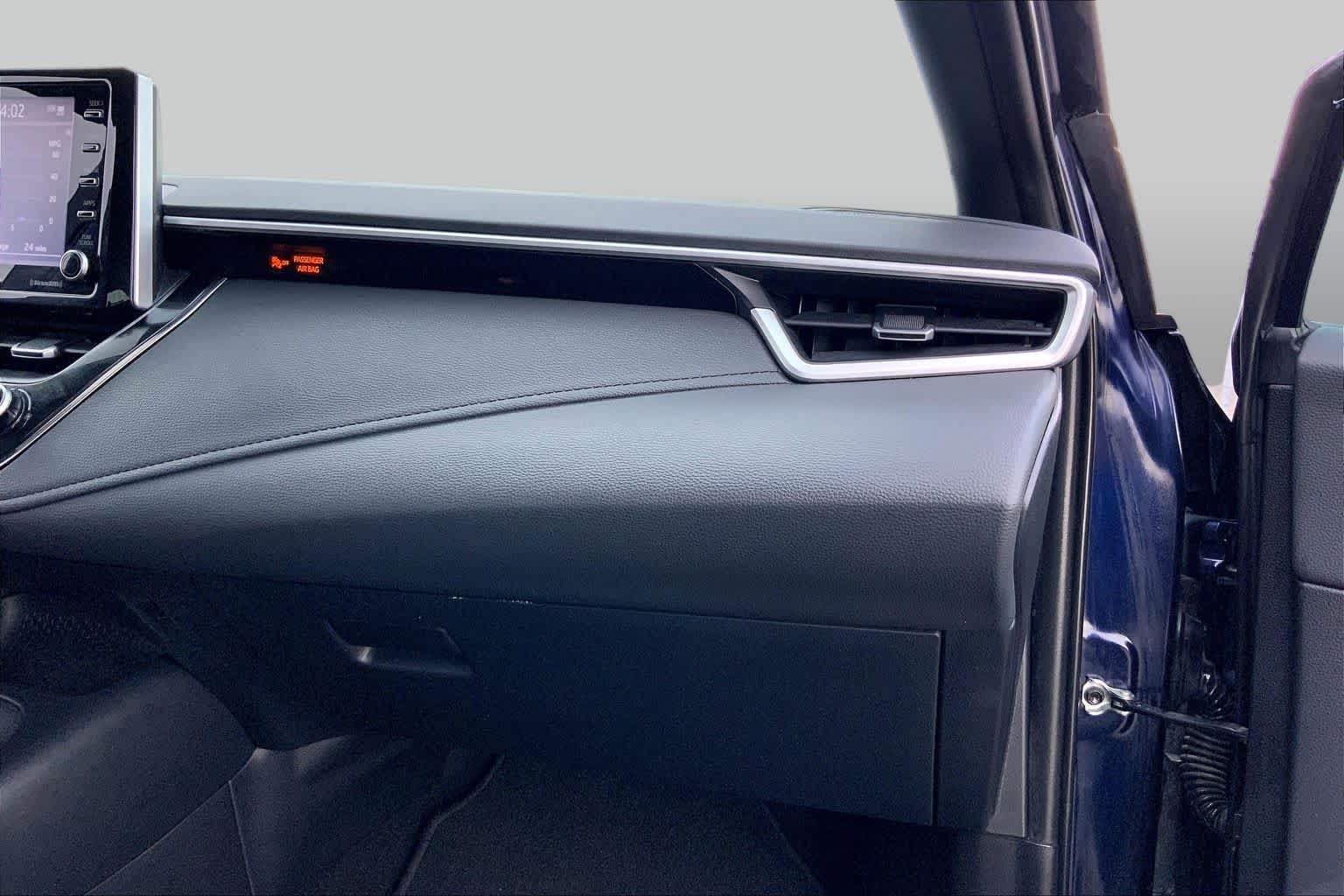 2021 Toyota Corolla photo 18 of 36