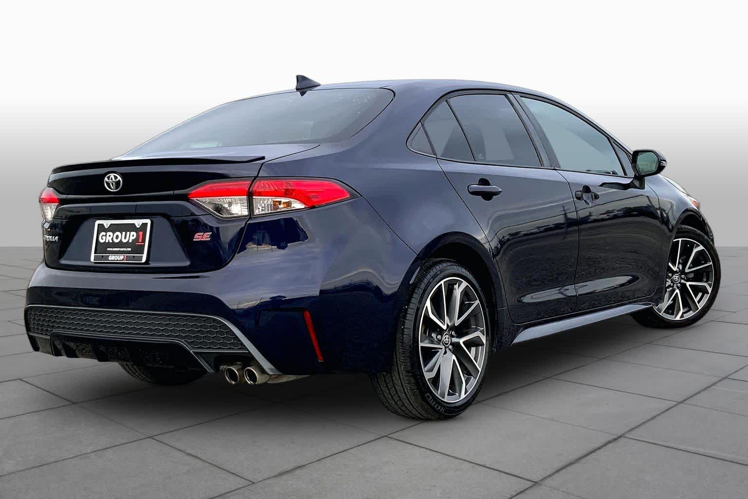 2021 Toyota Corolla photo 13 of 36