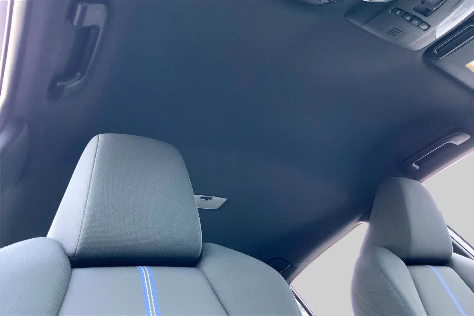 2021 Toyota Corolla photo 14 of 36