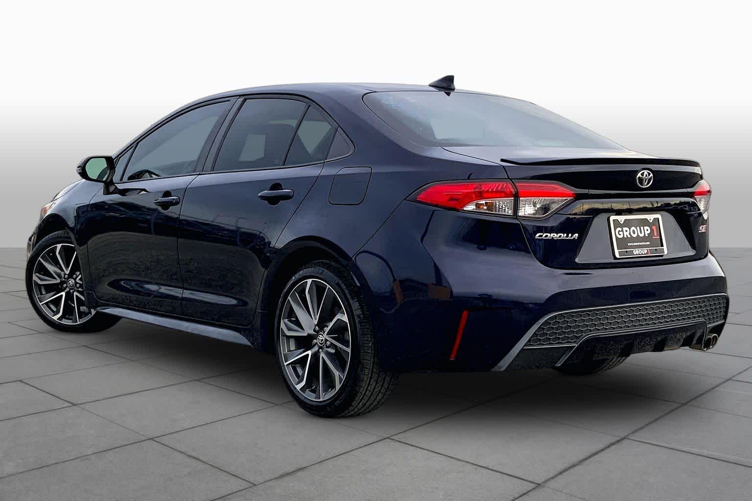 2021 Toyota Corolla photo 12 of 36