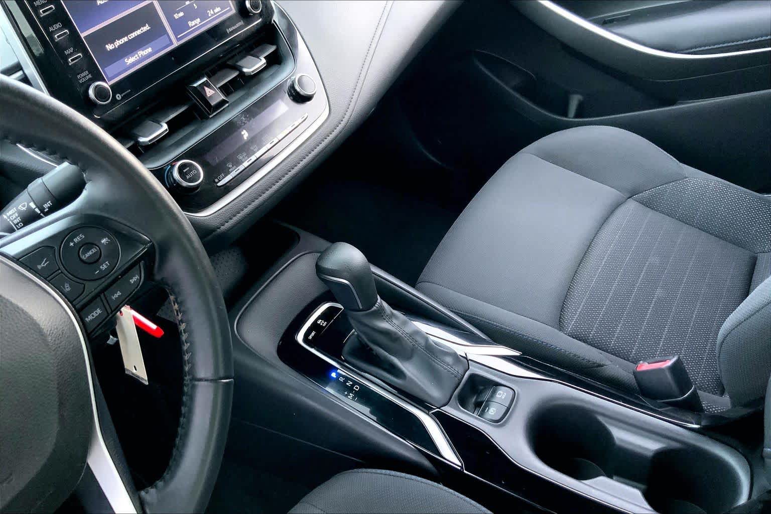 2021 Toyota Corolla photo 16 of 36