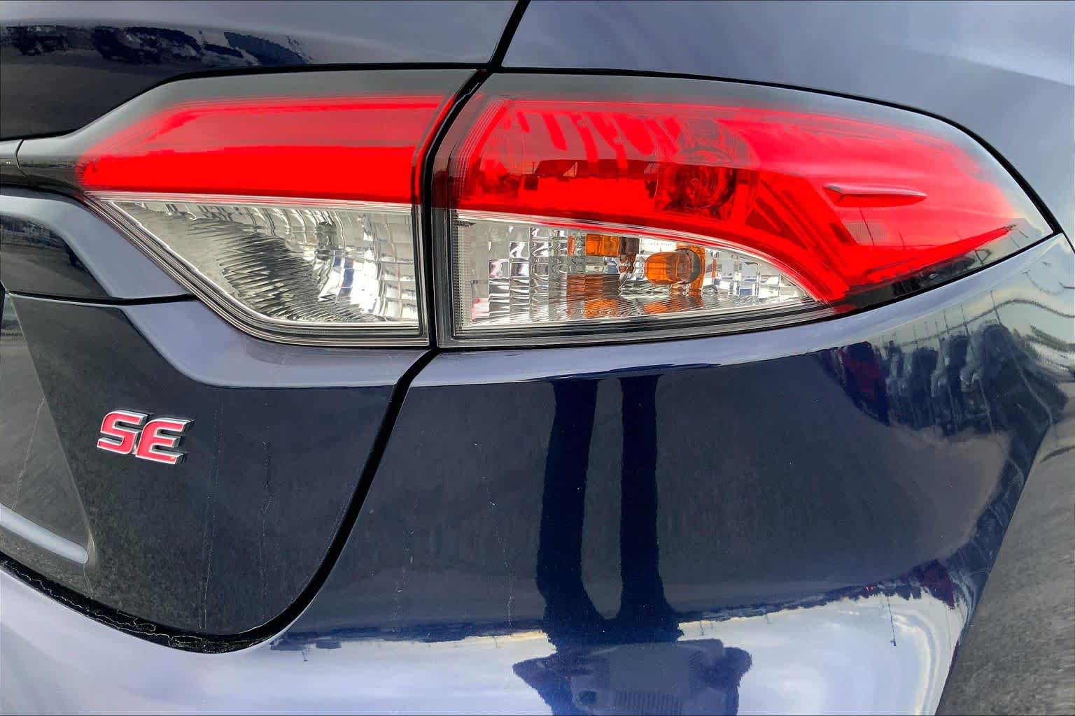 2021 Toyota Corolla photo 10 of 36