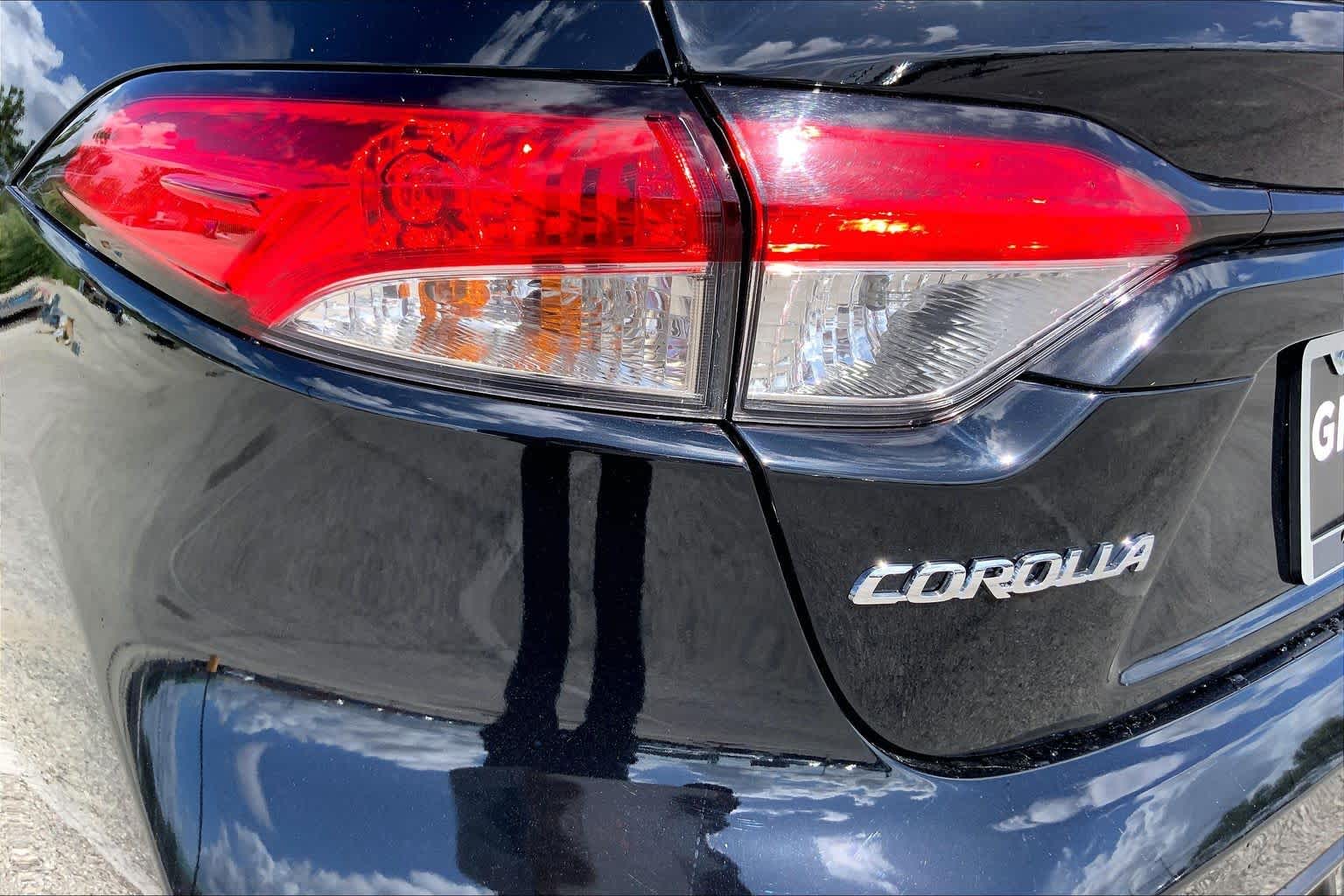 2025 Toyota Corolla SE Midnight Black Metallic at Group 1 Toyota Southwest