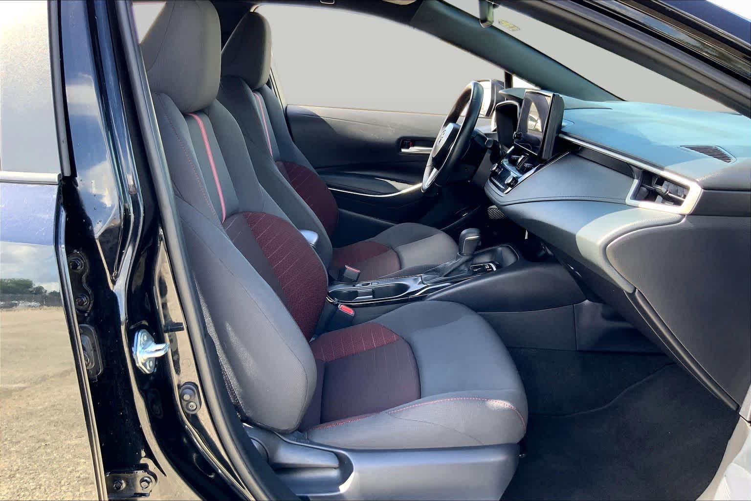 2025 Toyota Corolla SE Midnight Black Metallic at Group 1 Toyota Southwest