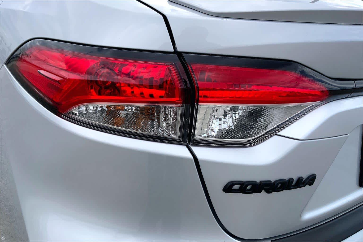 2025 Toyota Corolla SE Classic Silver Metallic at Group 1 Toyota Southwest