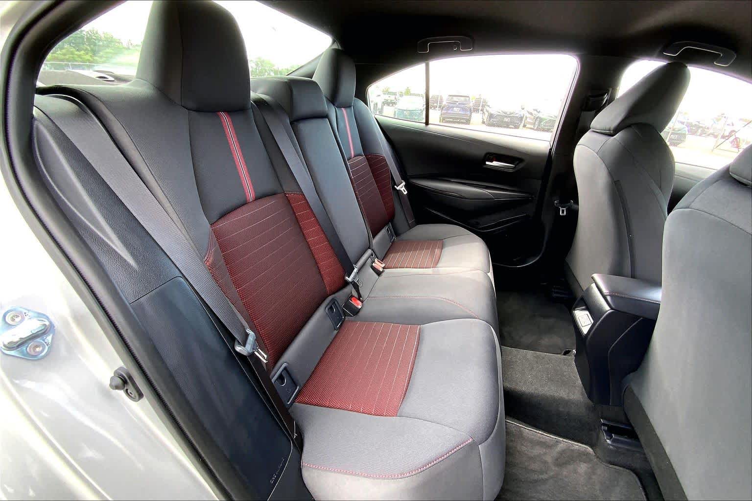 2025 Toyota Corolla SE Classic Silver Metallic at Group 1 Toyota Southwest
