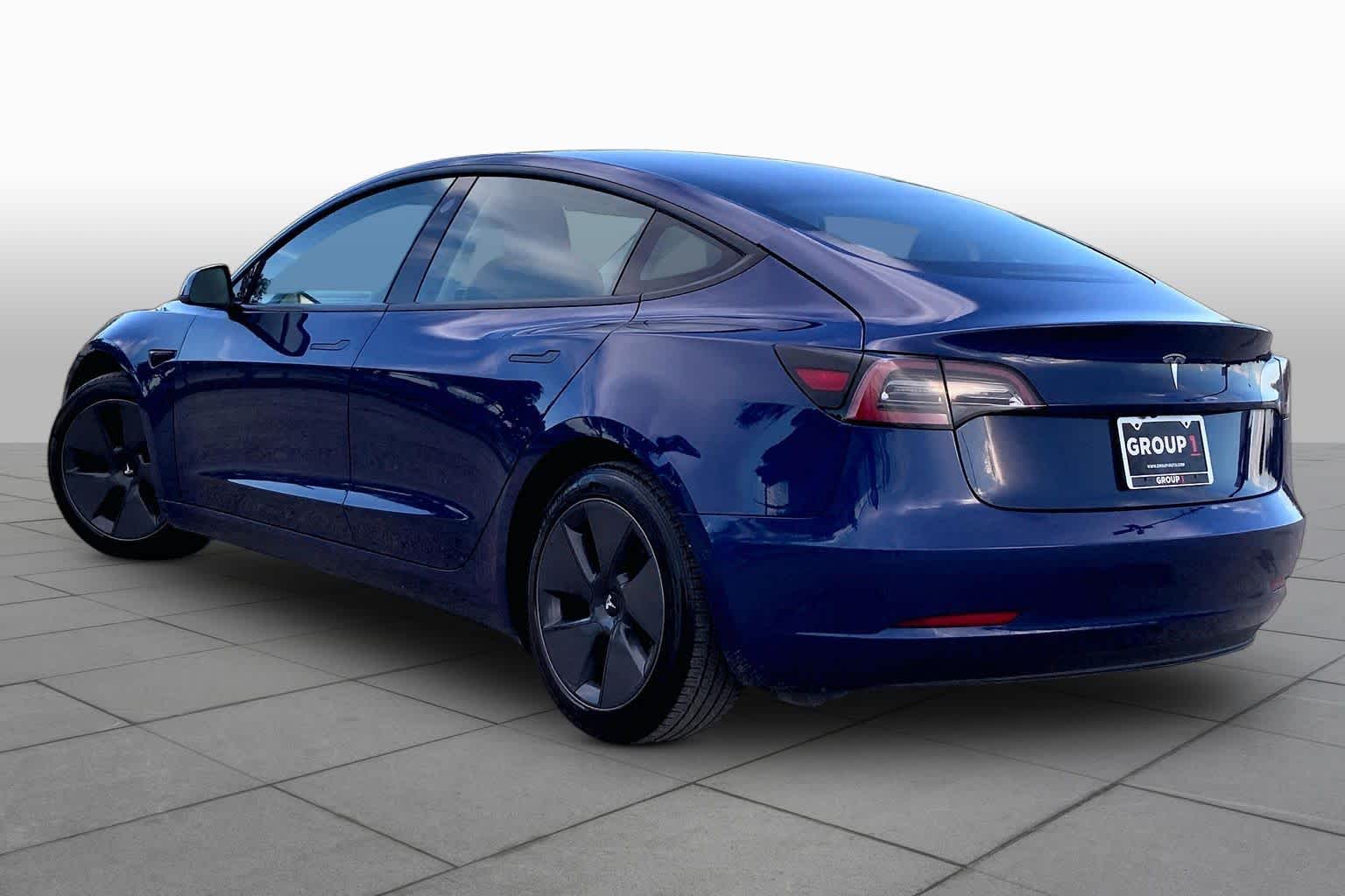 2021 Tesla Model 3 Standard Range Plus - 10