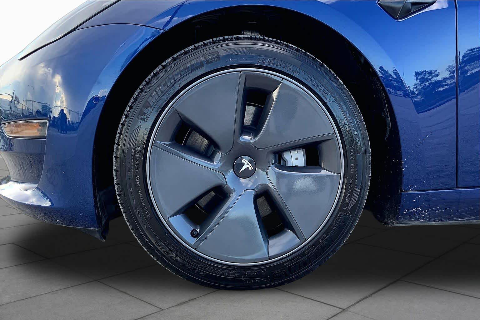 2021 Tesla Model 3 Standard Range Plus - 9