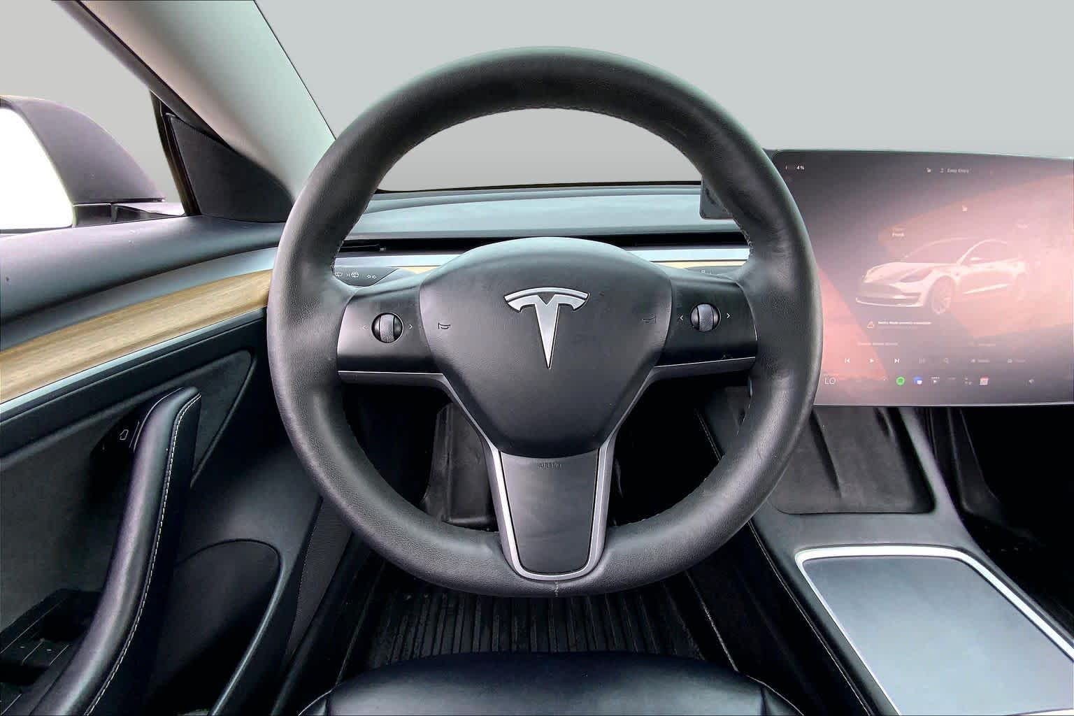 2023 Tesla Model 3 - 4