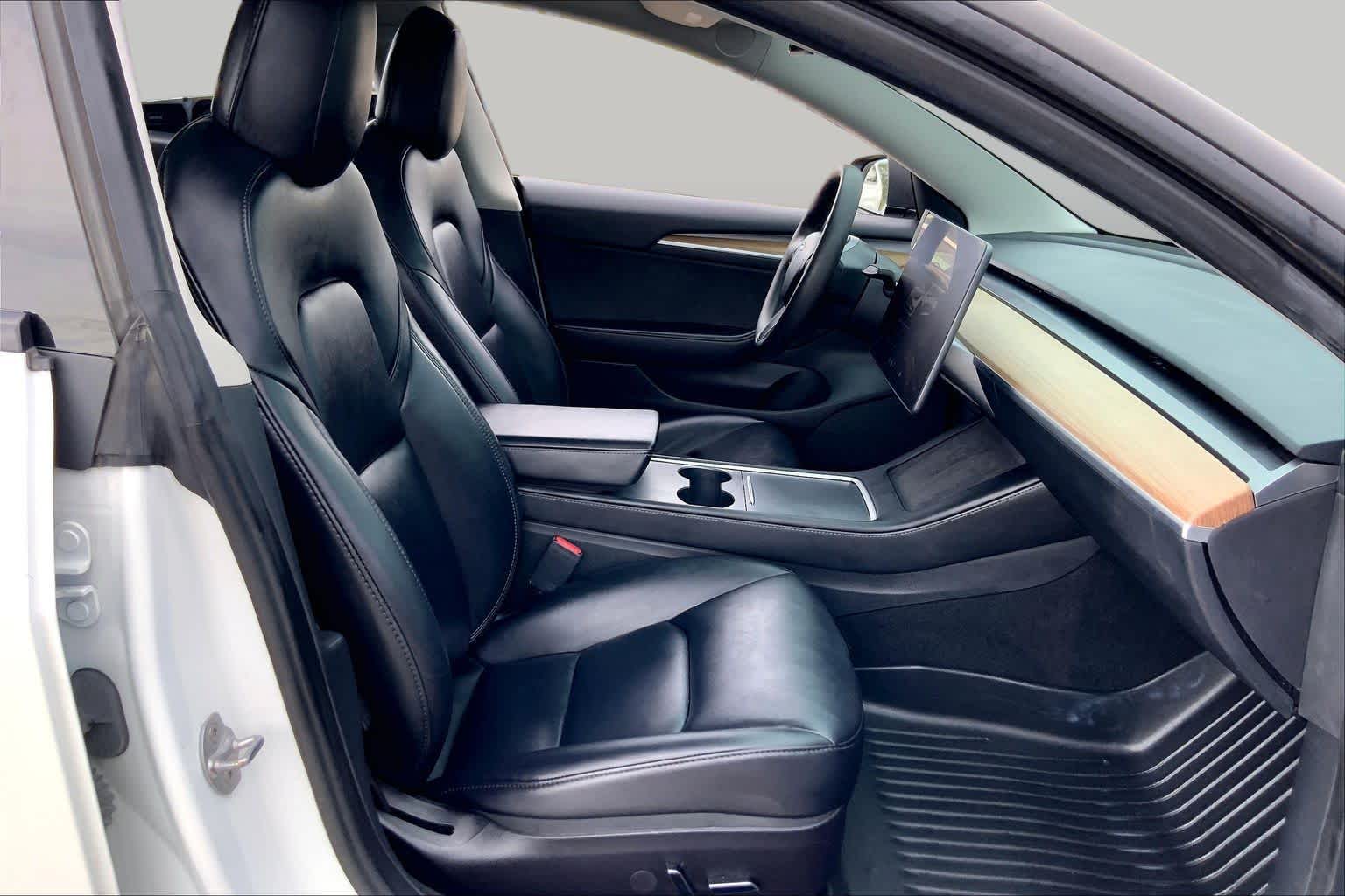 2023 Tesla Model 3 - 7