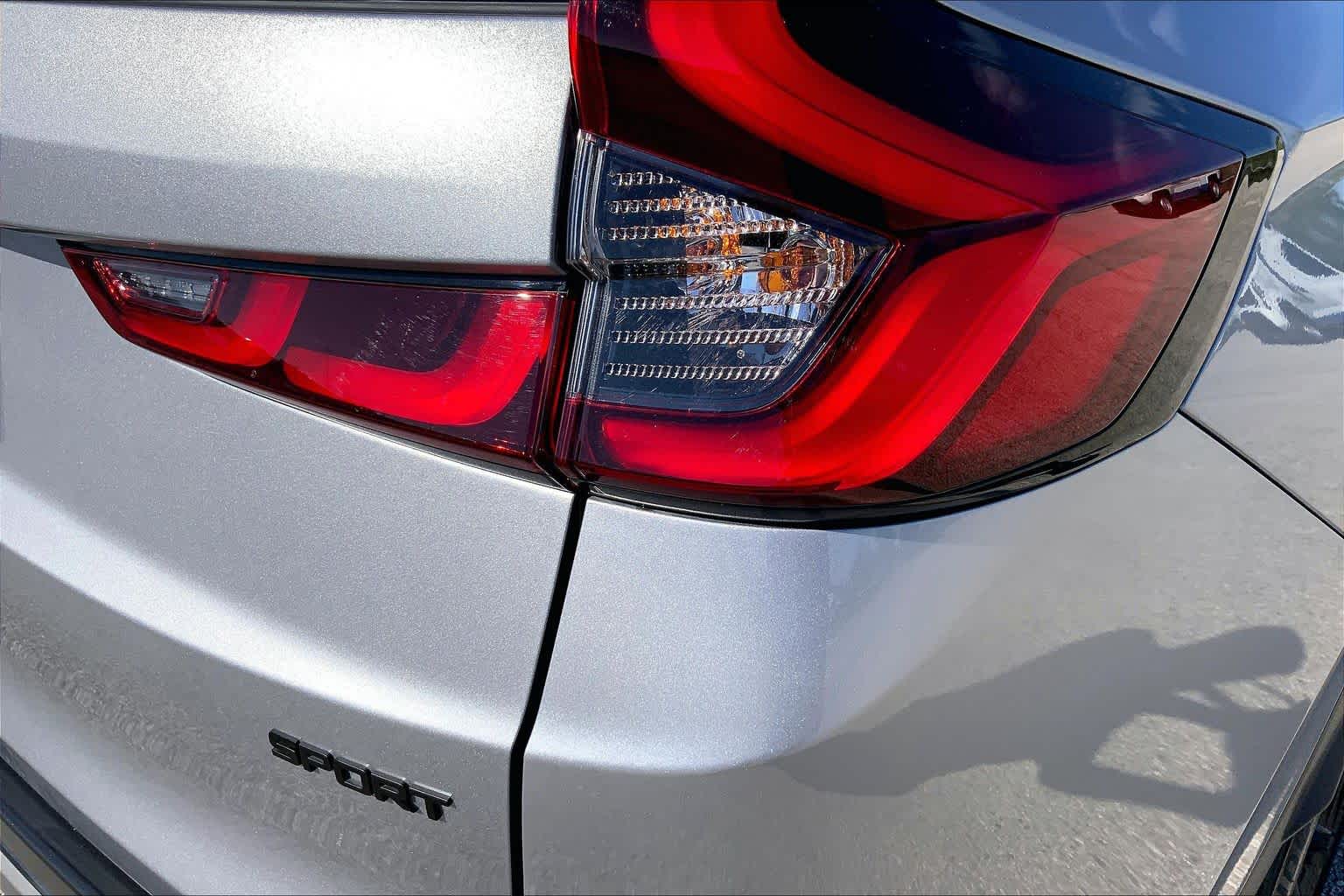 2025 Honda CR-V Hybrid photo 30 of 36