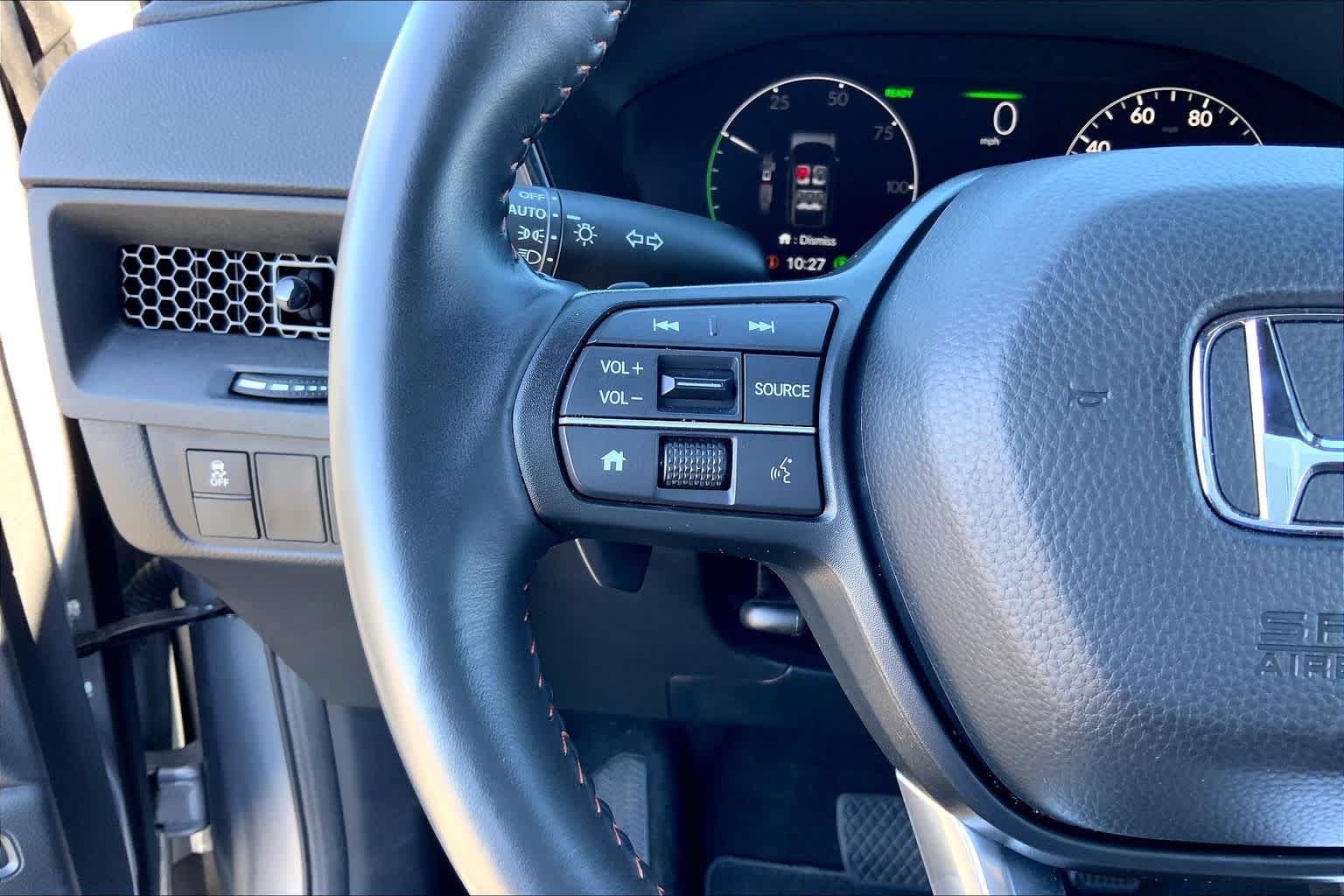 2025 Honda CR-V Hybrid photo 23 of 36