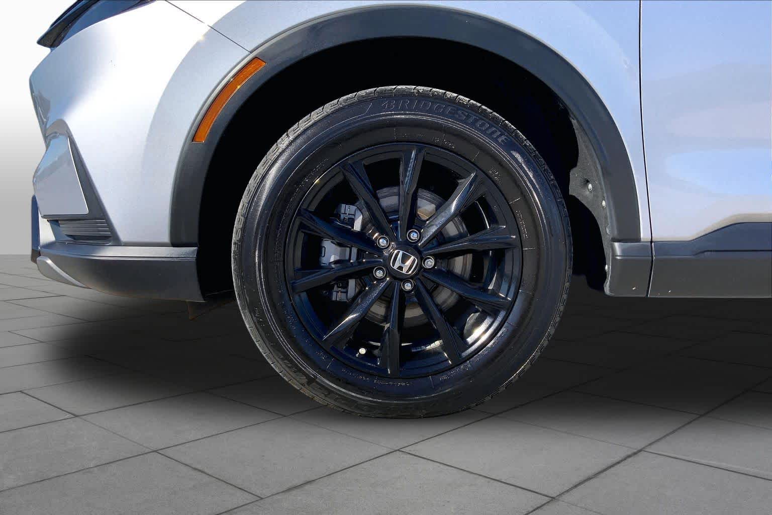 2025 Honda CR-V Hybrid photo 11 of 36