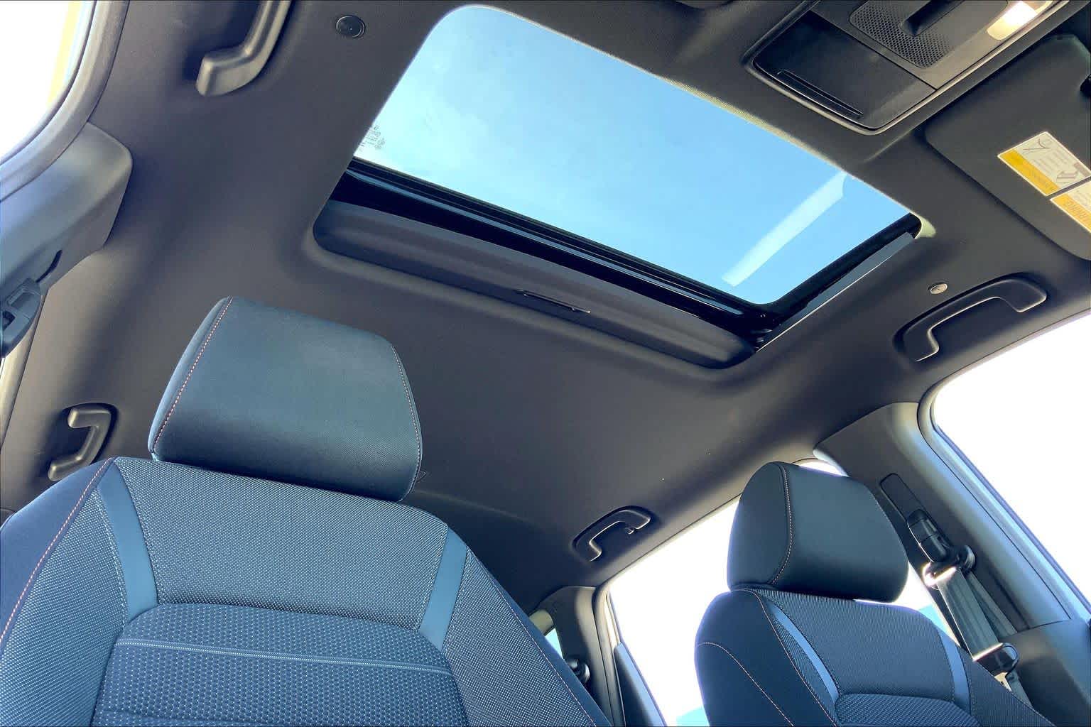 2025 Honda CR-V Hybrid photo 14 of 36