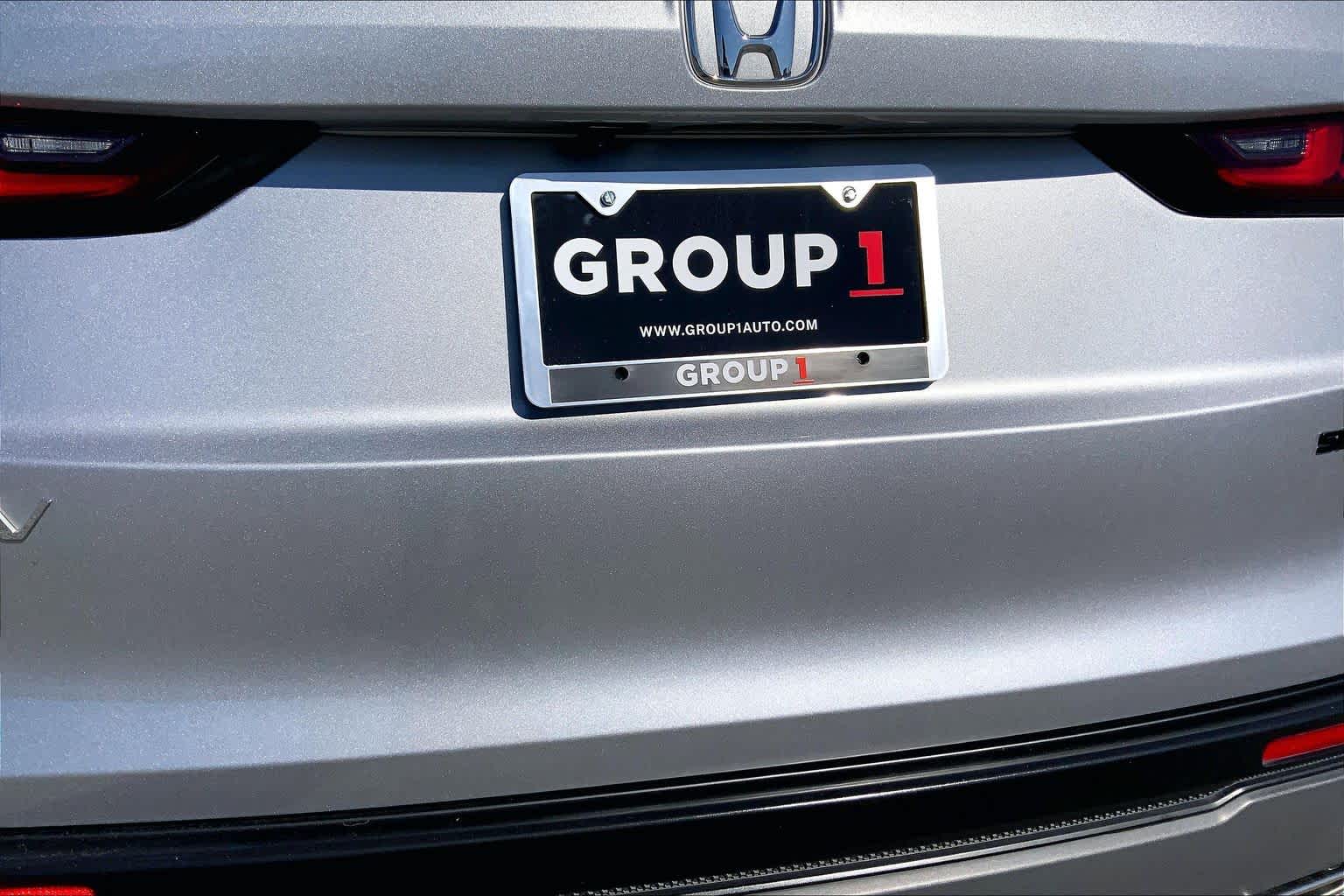 2025 Honda CR-V Hybrid photo 10 of 36