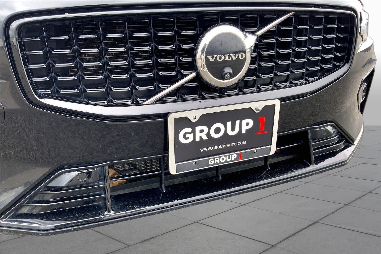 2024 Volvo S60 Plus Dark Theme Onyx Black Metallic at Group 1 Toyota Southwest