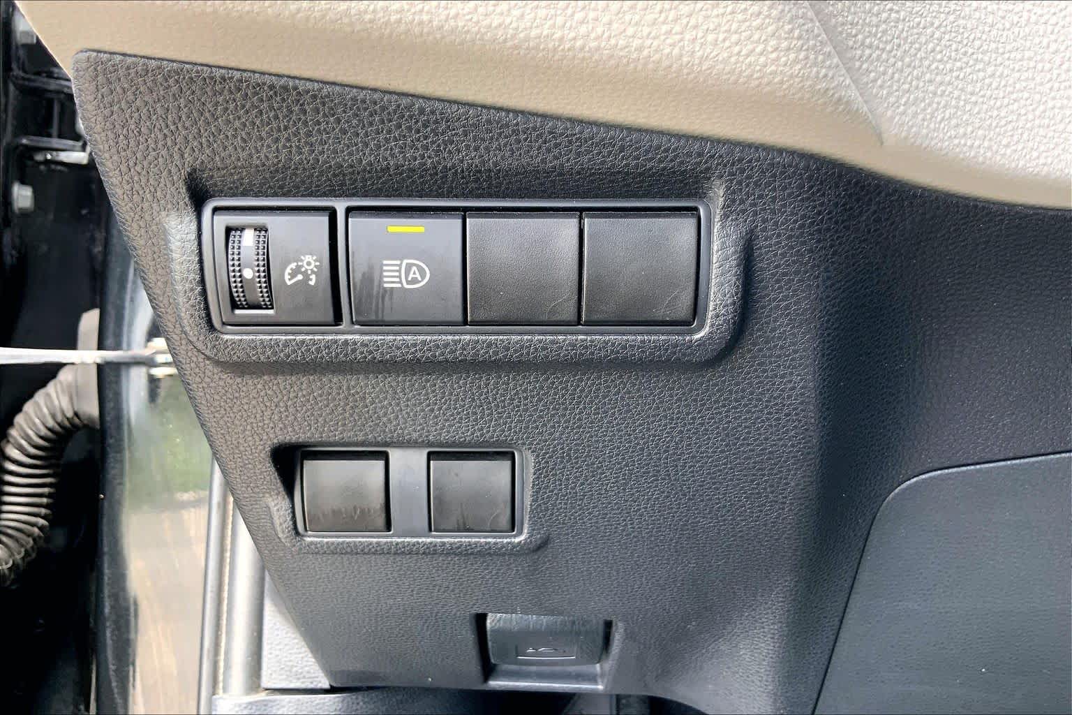 2024 Toyota Corolla Cross L Jet Black at Group 1 Toyota Southwest