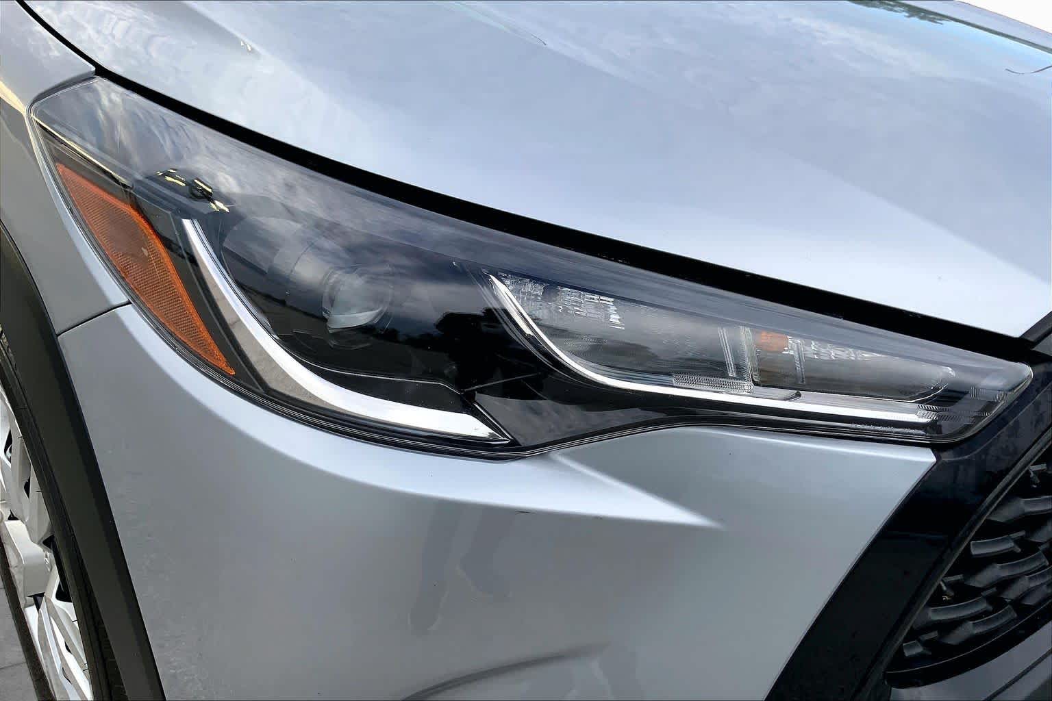 2024 Toyota Corolla Cross L Sonic Silver at Group 1 Toyota Southwest