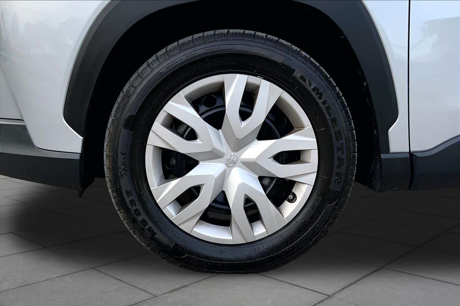 2024 Toyota Corolla Cross L Sonic Silver at Group 1 Toyota Southwest