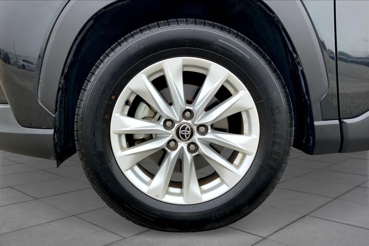 2022 Toyota Corolla Cross LE Jet Black at Baytown Ford