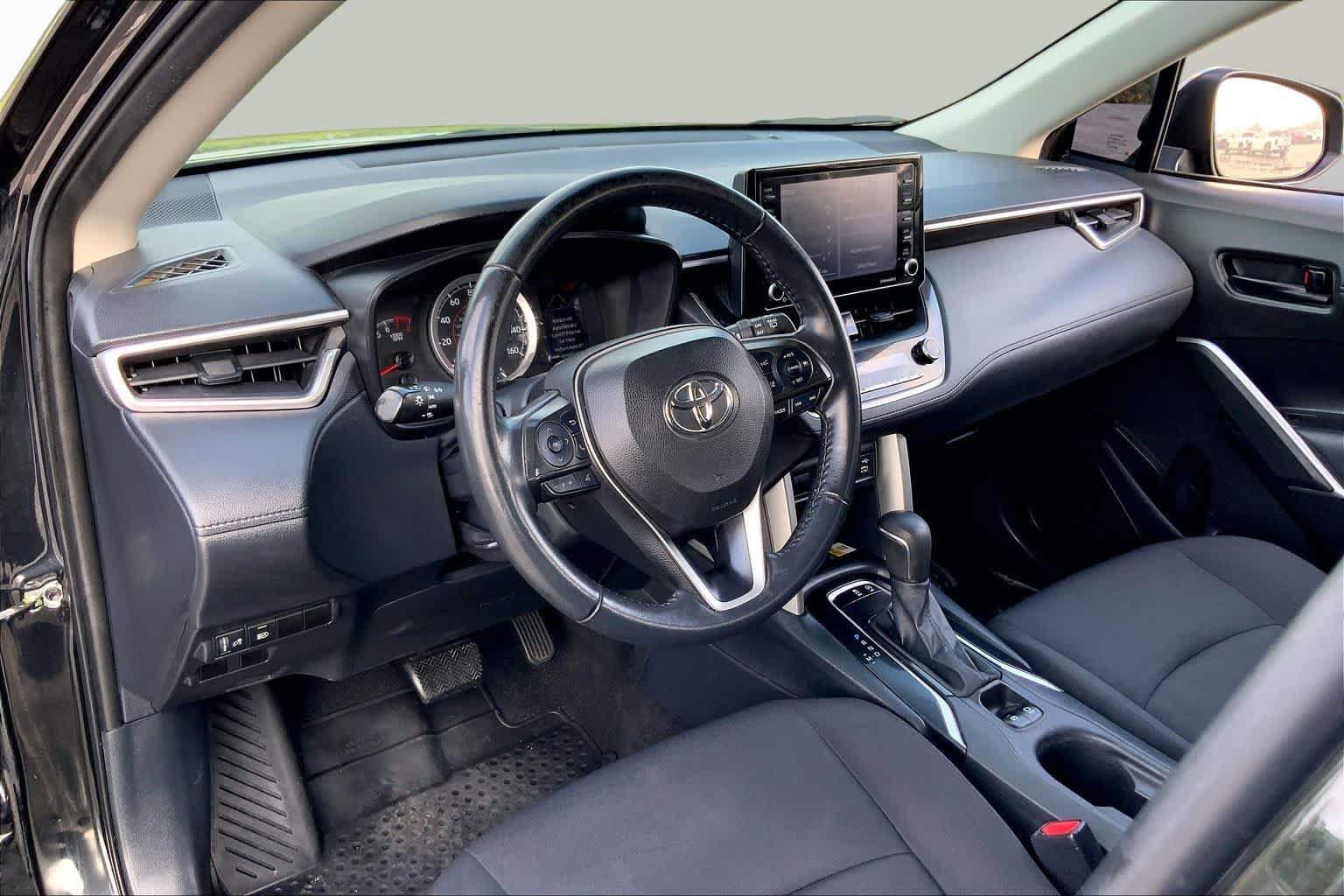 2022 Toyota Corolla Cross LE Jet Black at Group 1 Toyota Southwest