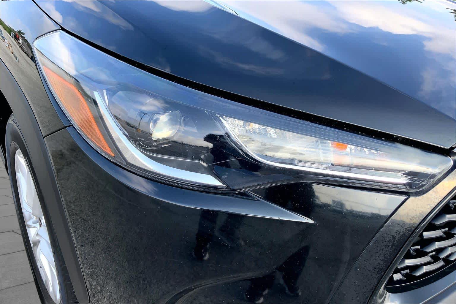 2022 Toyota Corolla Cross LE Jet Black at Group 1 Toyota Southwest