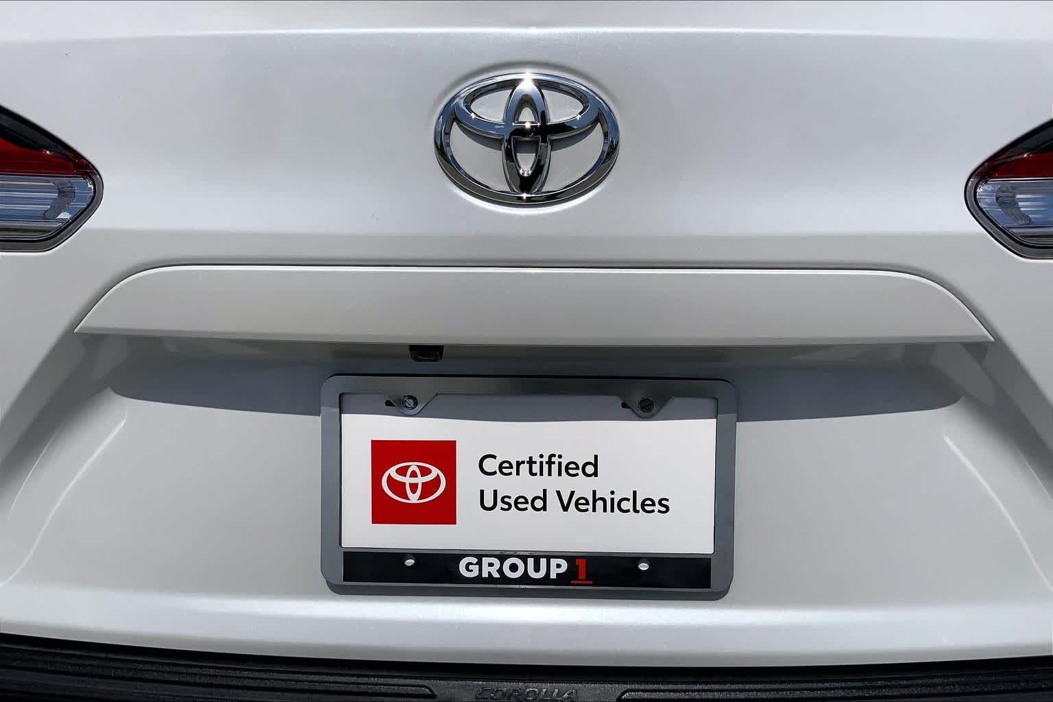 2024 Toyota Corolla Cross LE Wind Chill Pearl at Group 1 Toyota Southwest
