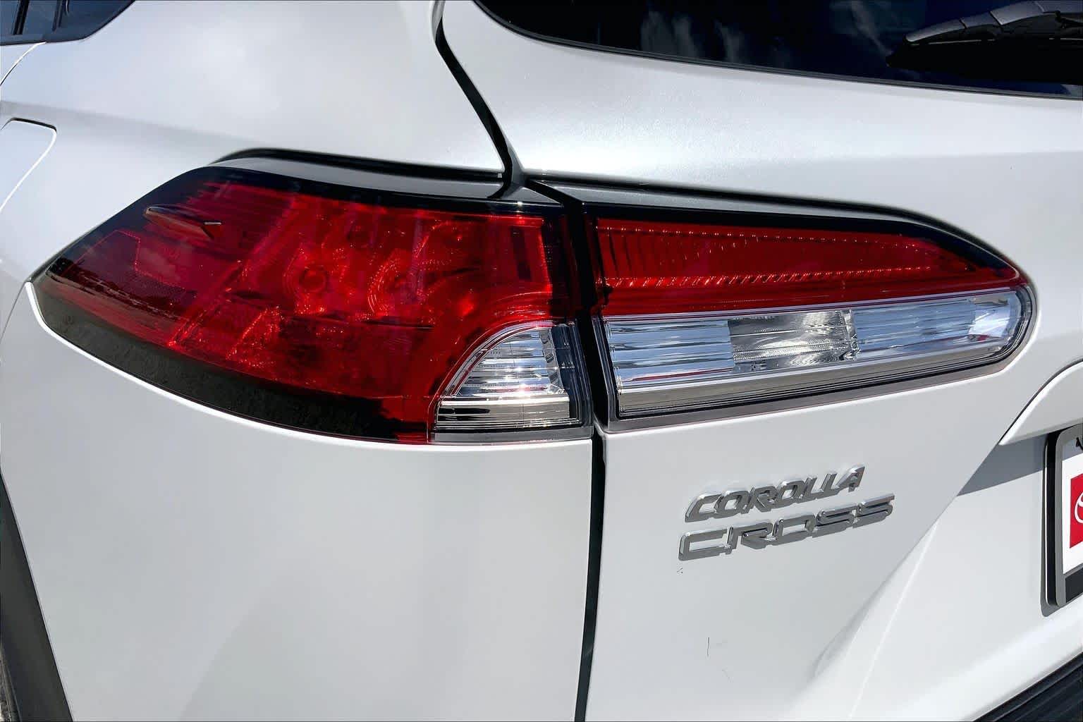 2024 Toyota Corolla Cross LE Wind Chill Pearl at Group 1 Toyota Southwest