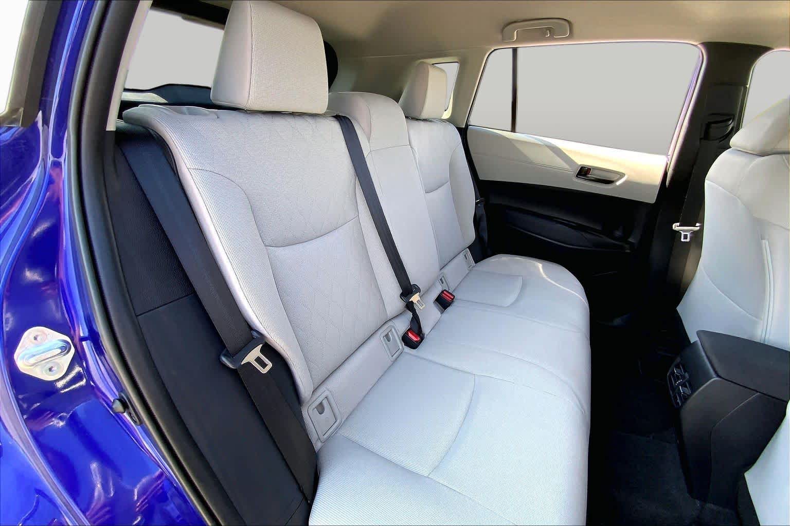 2025 Toyota Corolla Cross photo 19 of 36