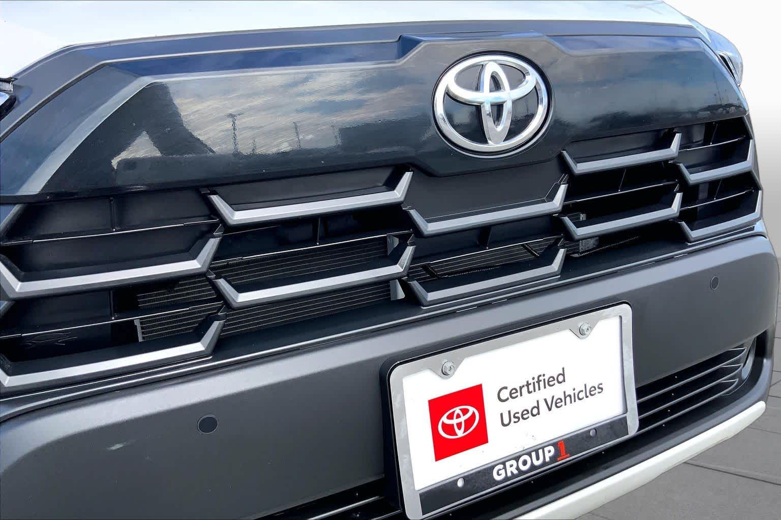 2026 Toyota Corolla Cross photo 29 of 34